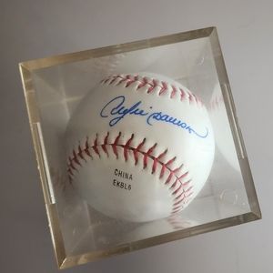 Andre Dawson signed ball